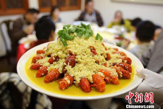 小龍蝦橫行德國柏林 政府鼓勵吃貨們大快朵頤！